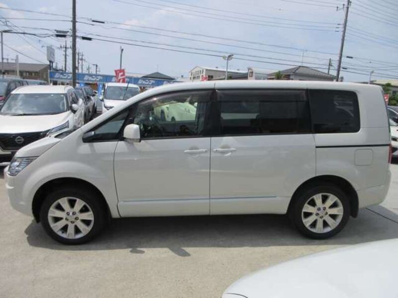 DELICA D5