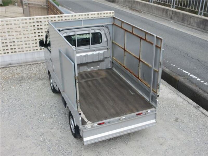 MINICAB TRUCK