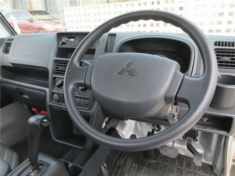 MINICAB TRUCK