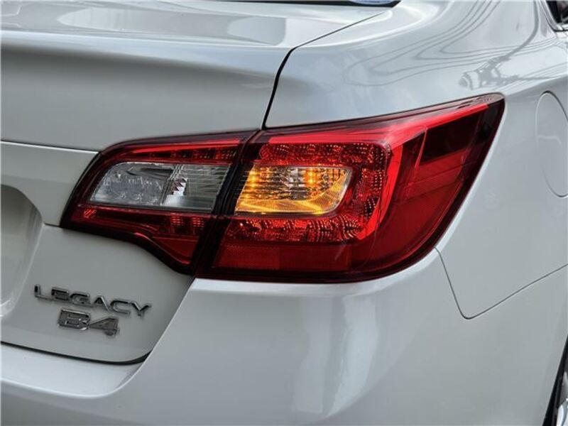 LEGACY B4