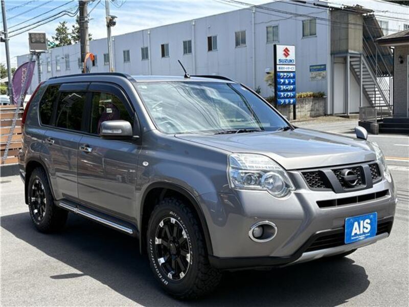 X-TRAIL