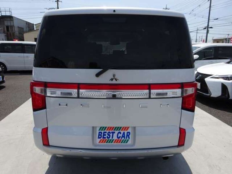 DELICA D5
