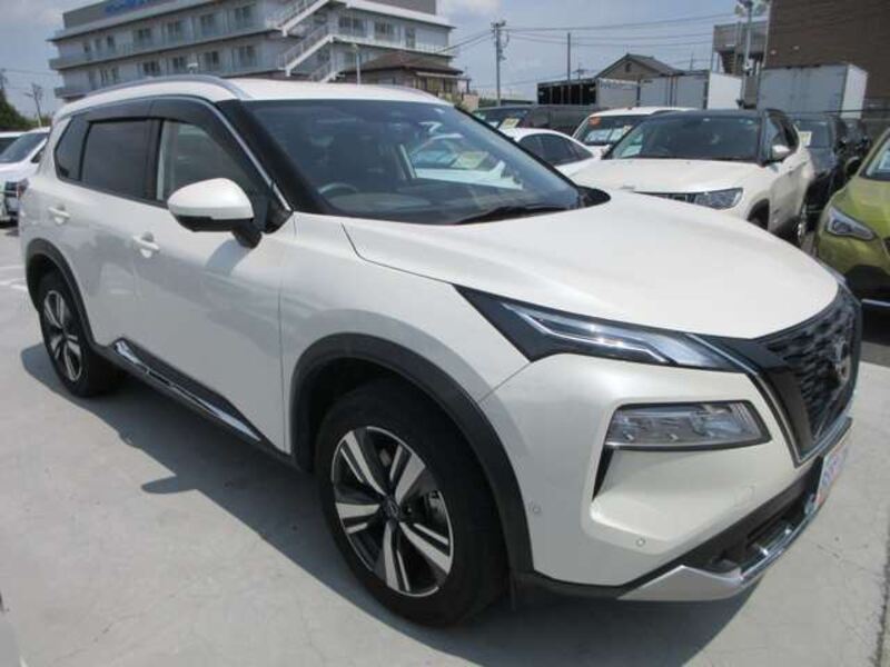 X-TRAIL