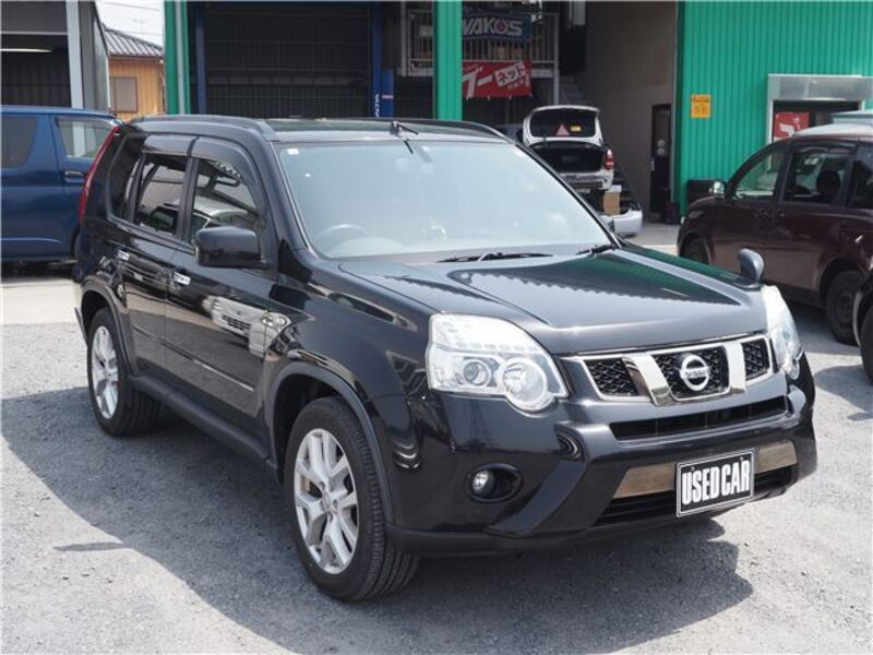X-TRAIL