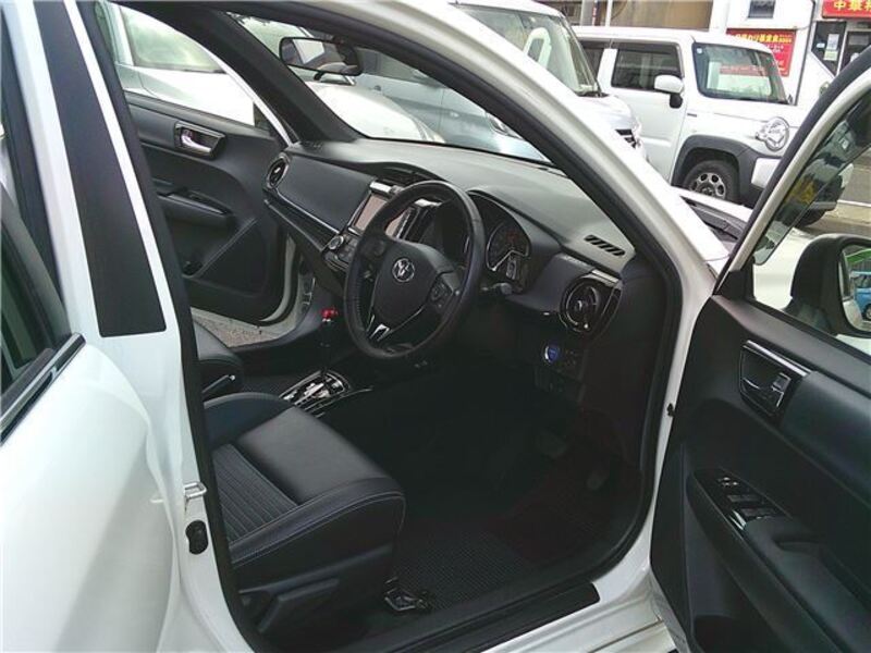 COROLLA FIELDER