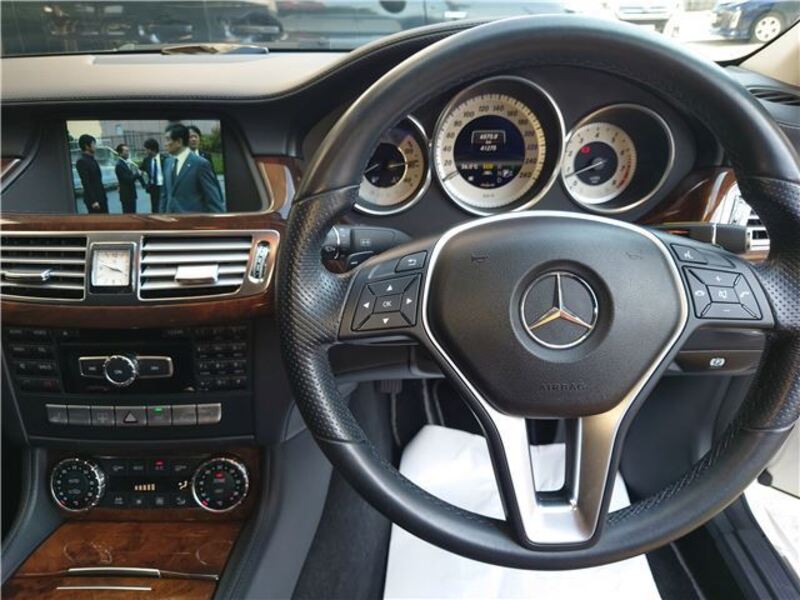 CLS-CLASS