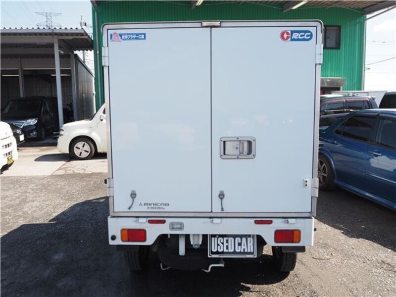 MINICAB TRUCK