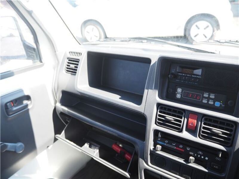 MINICAB TRUCK