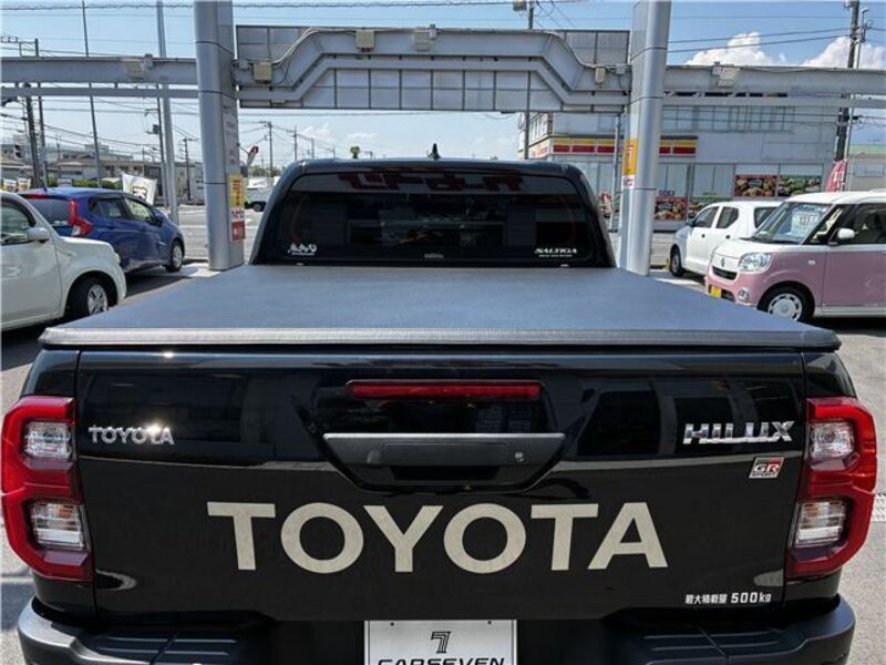 HILUX