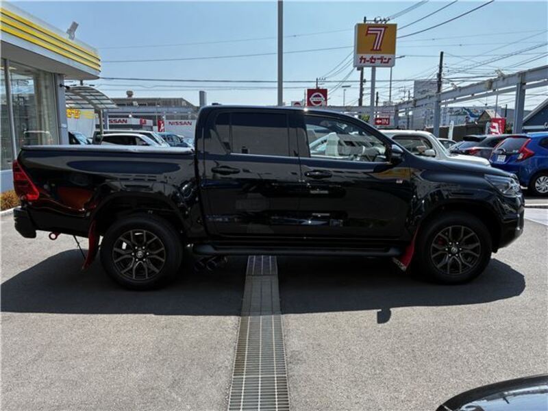 HILUX