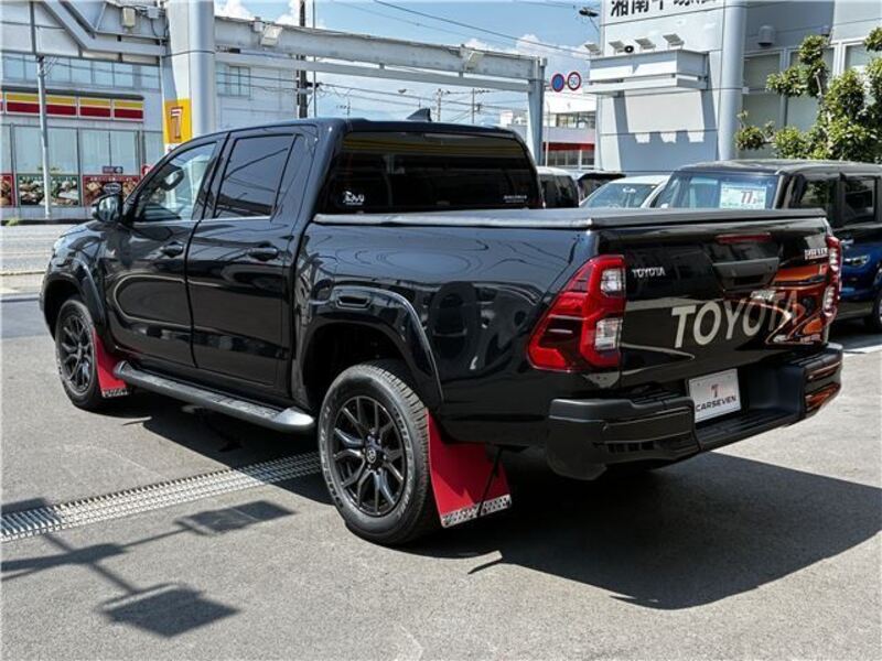 HILUX
