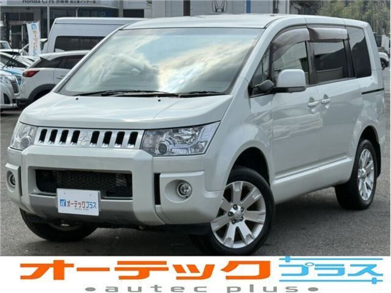 MITSUBISHI DELICA