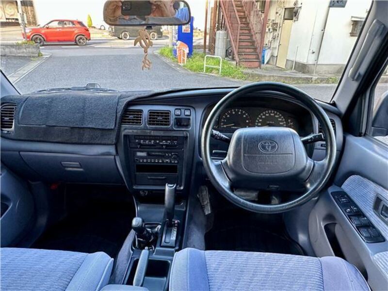 HILUX SURF