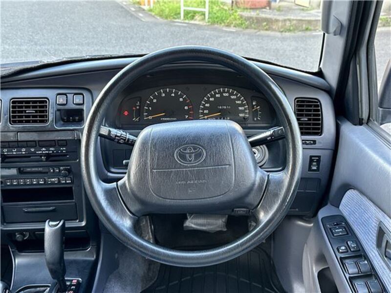 HILUX SURF