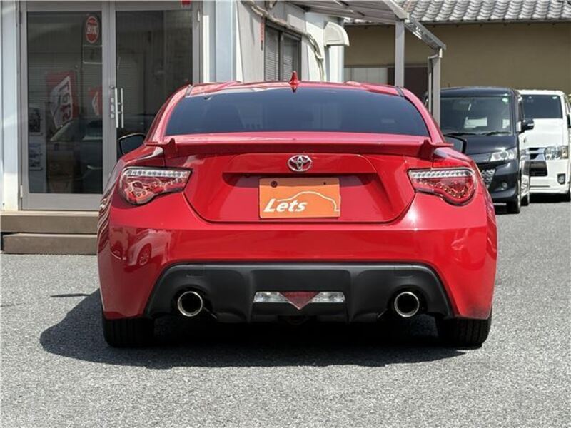 86