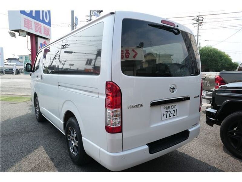 HIACE