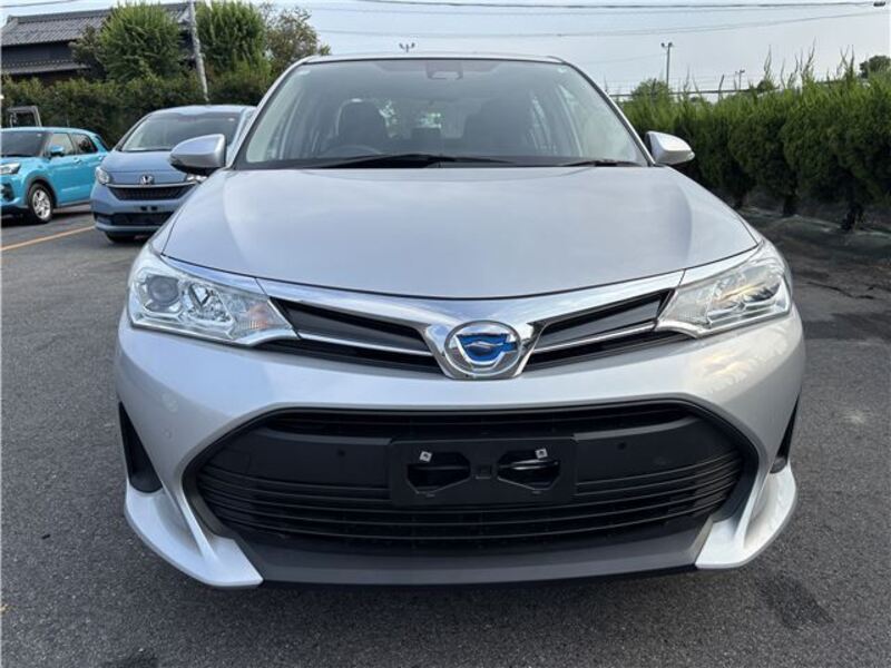 COROLLA AXIO