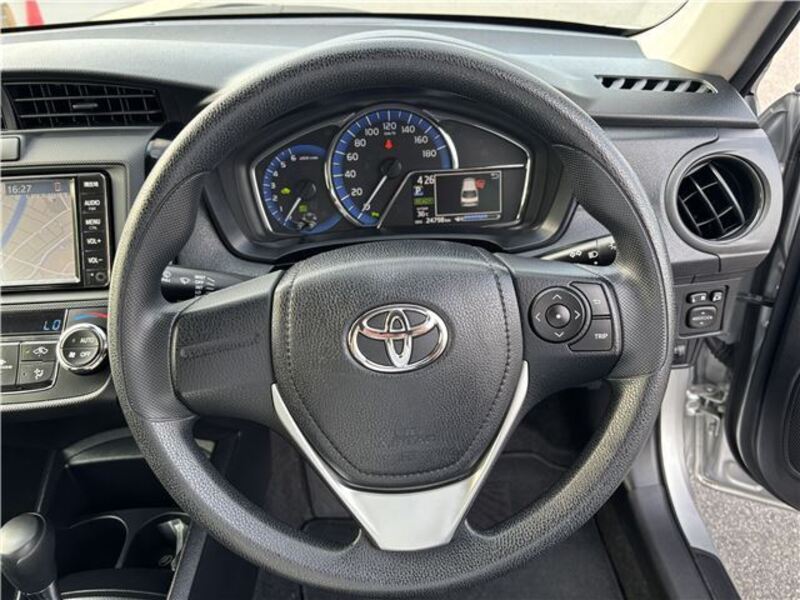 COROLLA AXIO