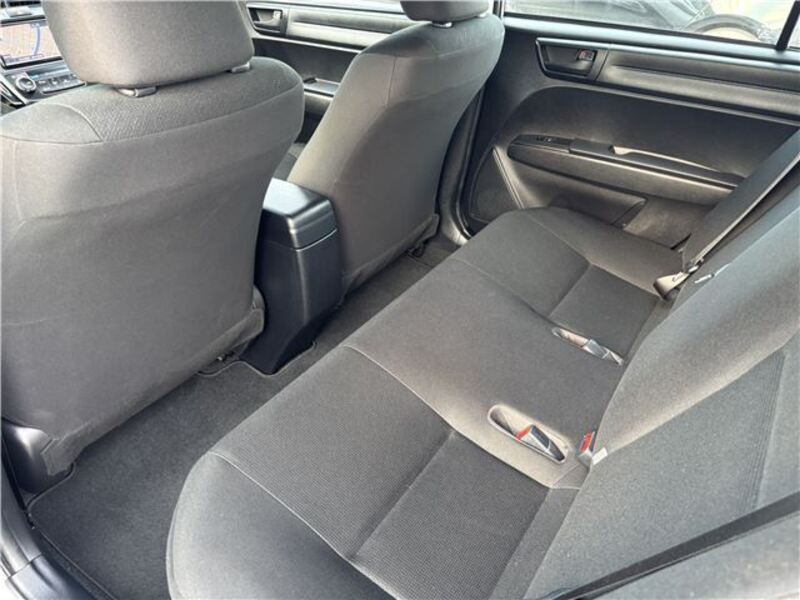 COROLLA AXIO