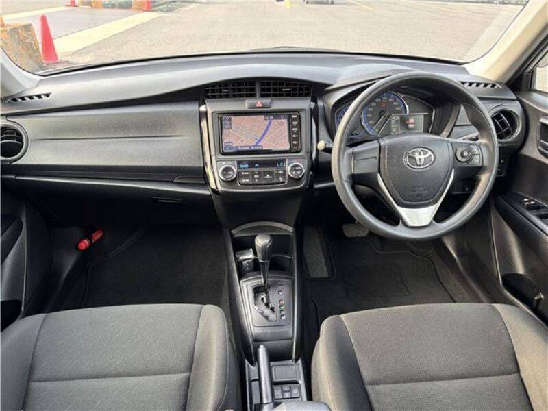 COROLLA AXIO