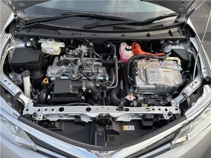 COROLLA AXIO