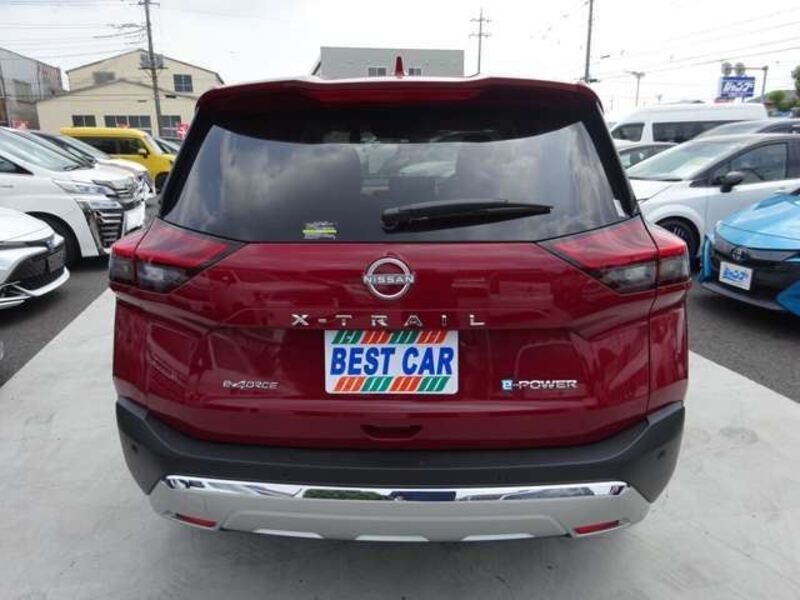 X-TRAIL