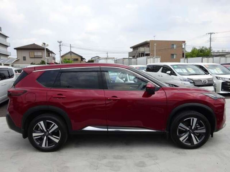 X-TRAIL