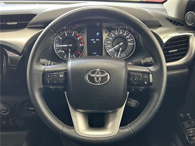 HILUX
