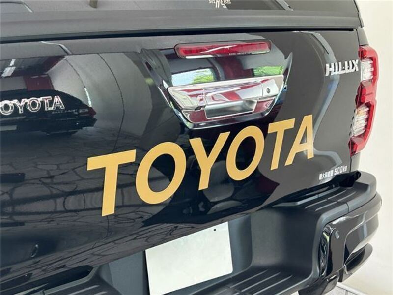 HILUX