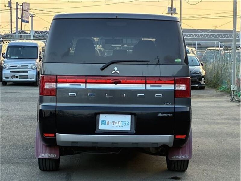 DELICA D5