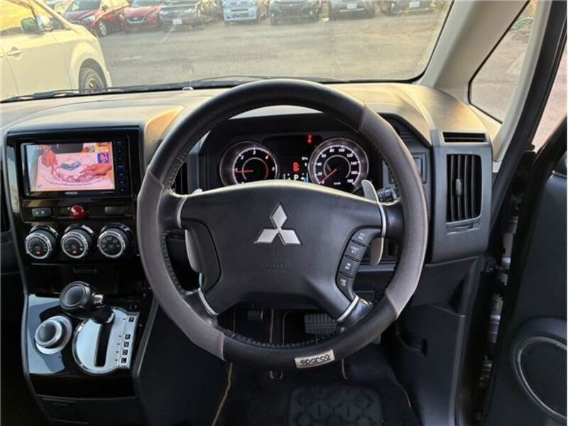 DELICA D5