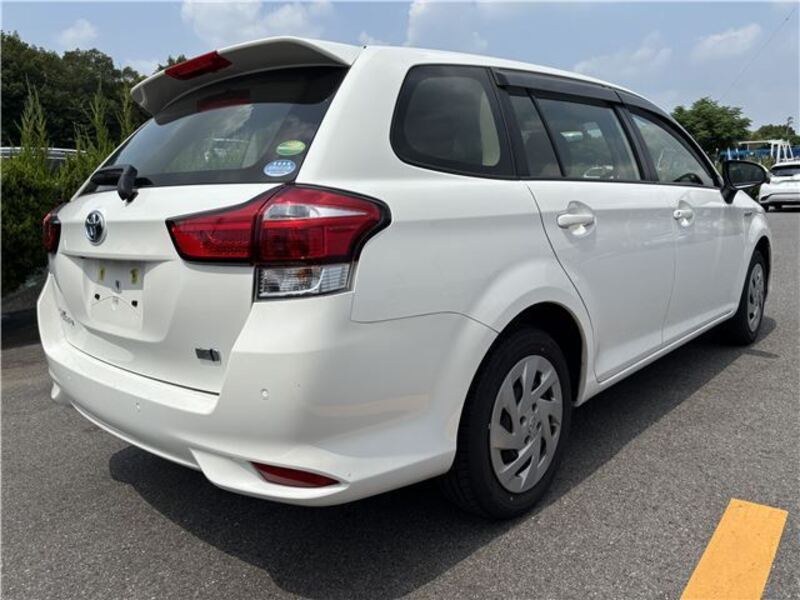 COROLLA FIELDER