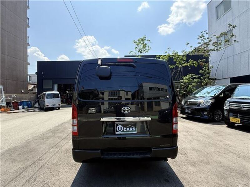 HIACE VAN