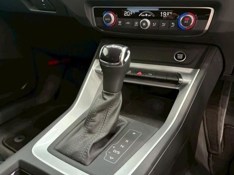 Q3