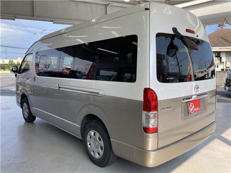 HIACE