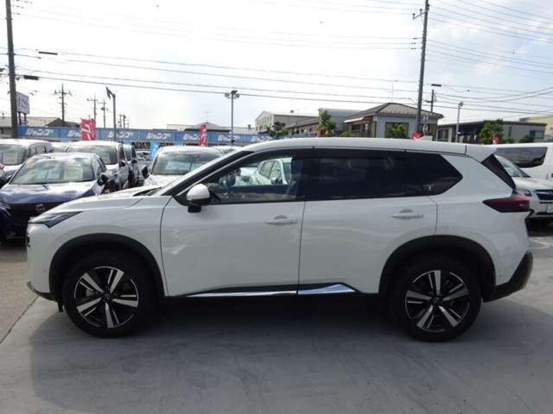 X-TRAIL