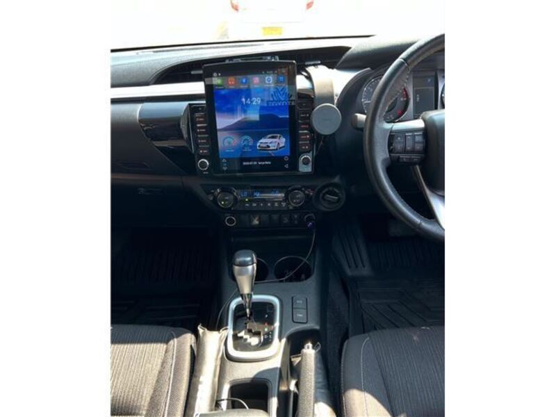 HILUX