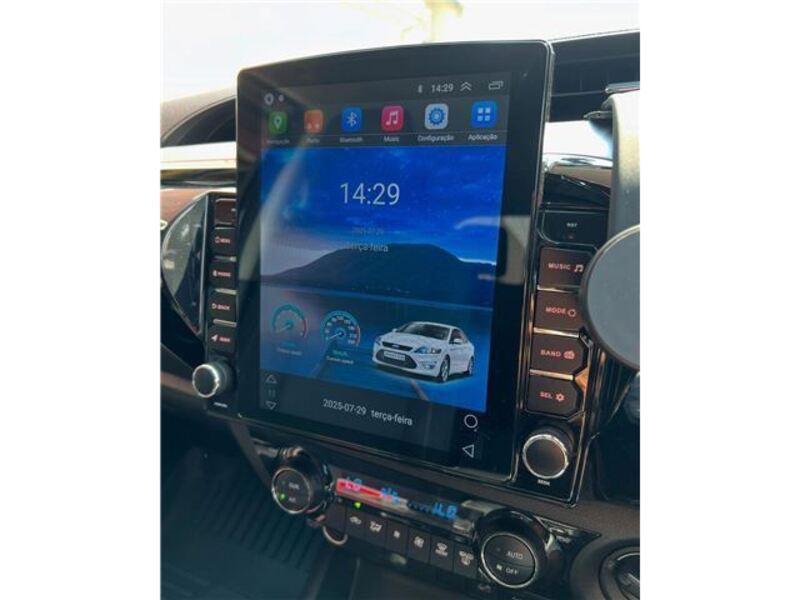 HILUX