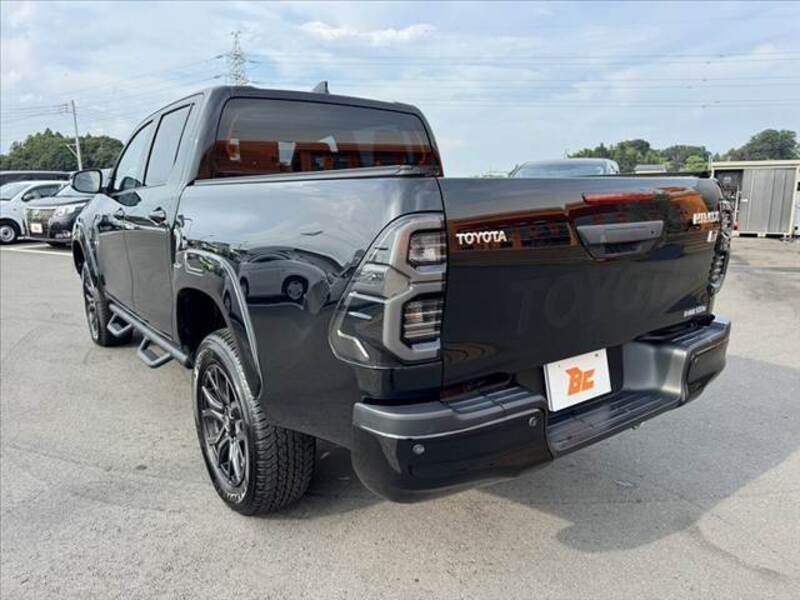 HILUX