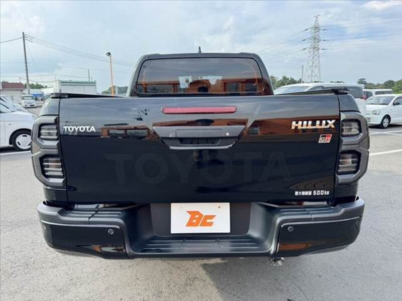 HILUX