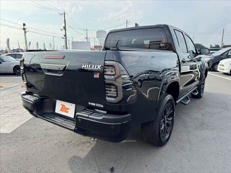 HILUX
