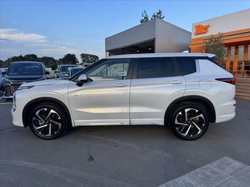 OUTLANDER PHEV