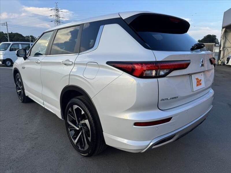 OUTLANDER PHEV