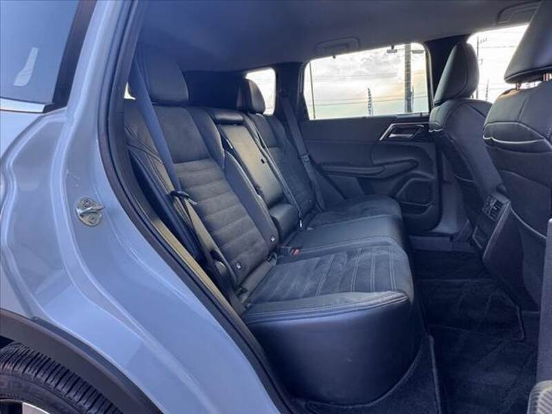 OUTLANDER PHEV