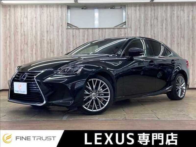 LEXUS IS
