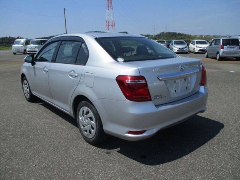 COROLLA AXIO