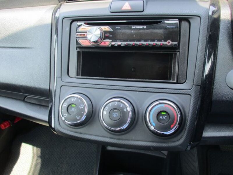 COROLLA AXIO