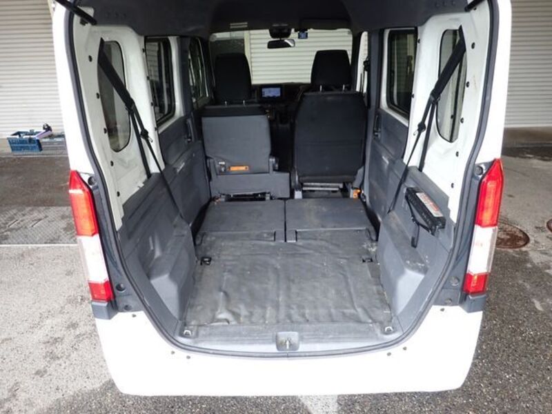 N-VAN