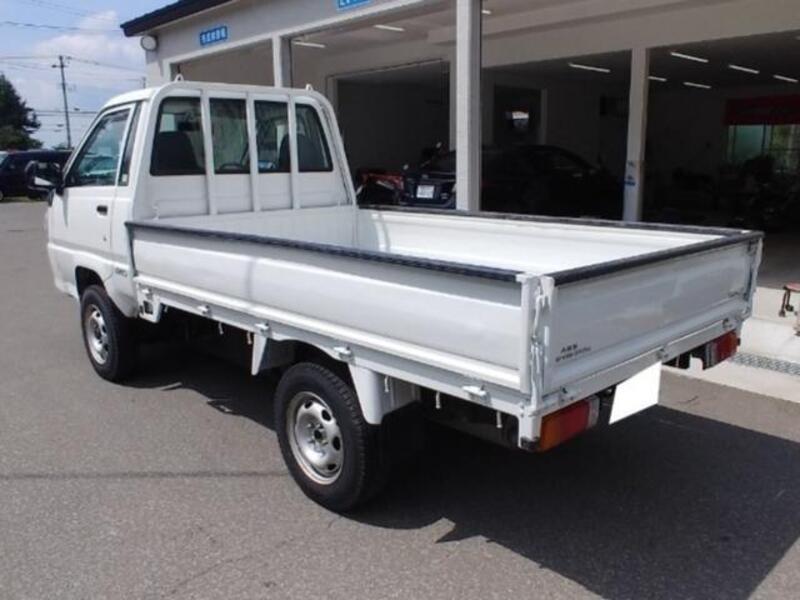 TOWNACE TRUCK