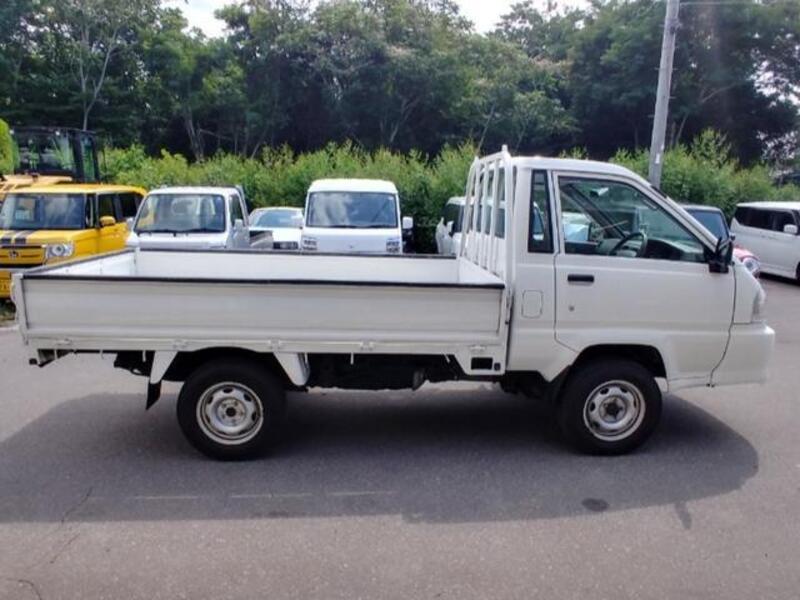 TOWNACE TRUCK